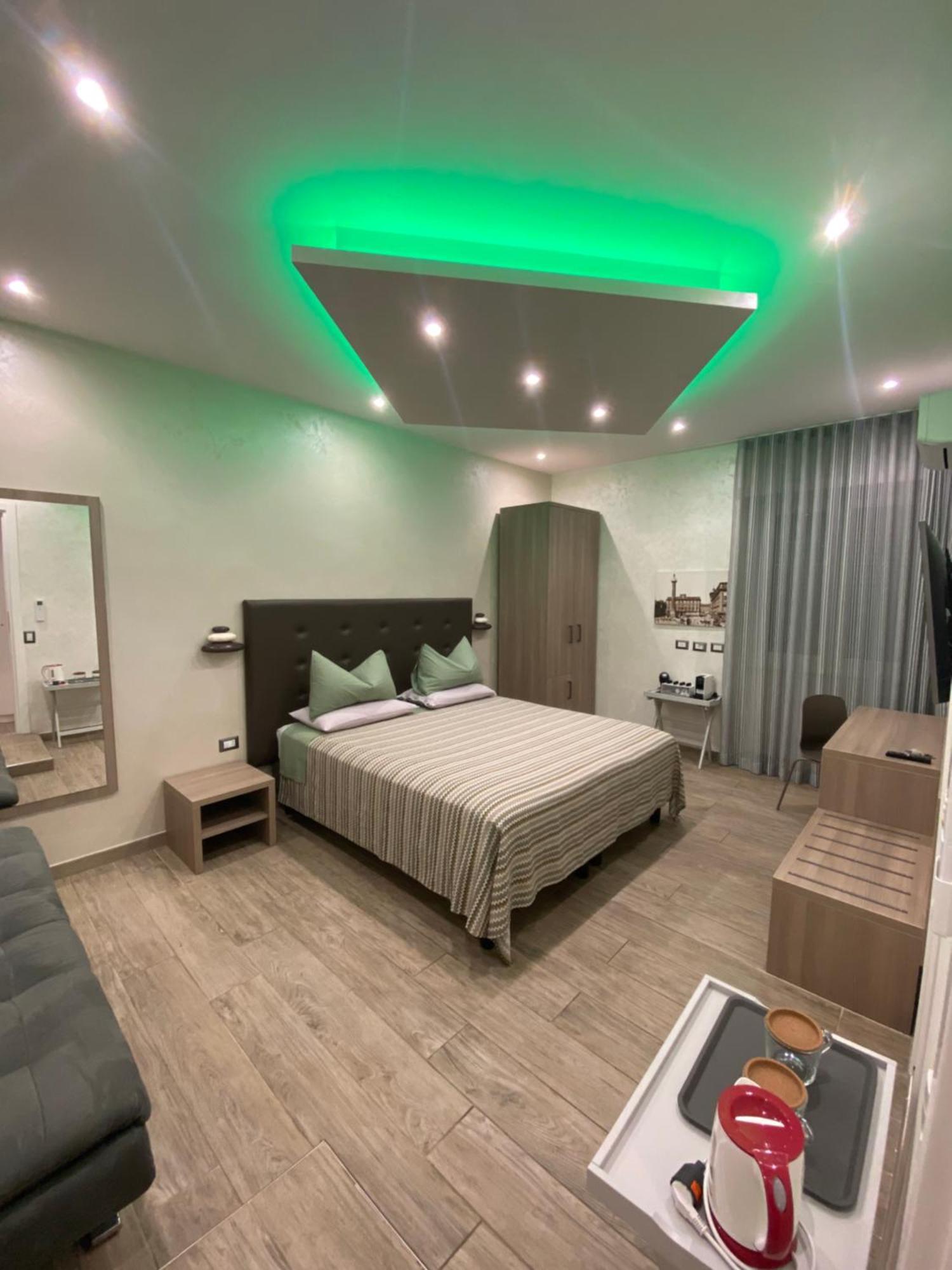 Bed and Breakfast Domus Cinecitta Roma Exterior foto